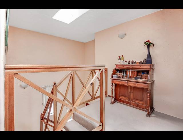 4 BEDROOM HOUSE FOR SALE IN BRYANSTON